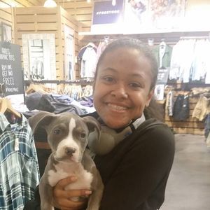 Meet your Posher, Candice